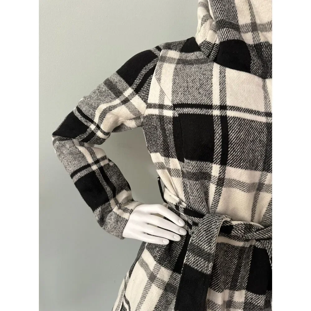 Mossimo Supply Co. Black and White Plaid Hooded Wrap Coat with Belt size M - Picture 10 of 10